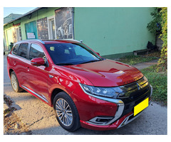 MITSUBISHI Outlander 2.4 PHEV 4WD, TOP; 8.12.2021; 39721Km; gar. 7.12.2026